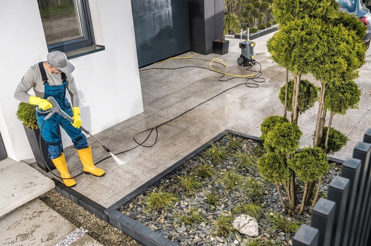 high-pressure cleaning services
